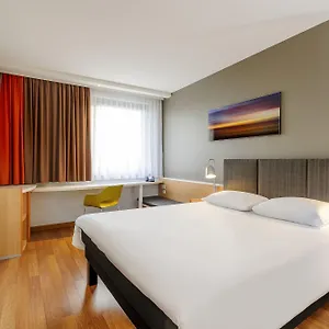 Ibis Frankfurt Messe West Otel